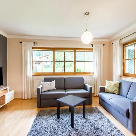 Quiet Detached Holiday Near The Center