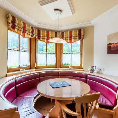 Quiet Detached Holiday Near The Center *
