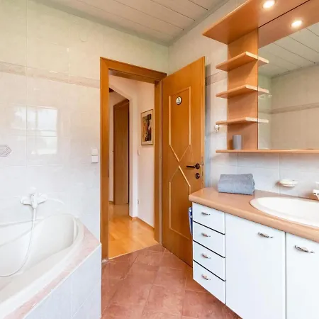 Quiet Detached Holiday Near The Center Hébergement de vacances Radstadt