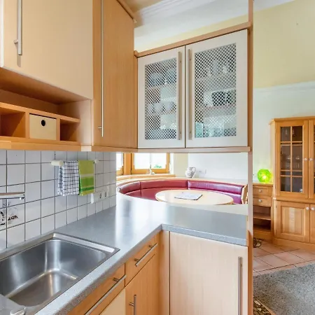 Quiet Detached Holiday Near The Center Дом отдыха